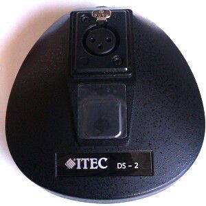 iTEC DS-2 – stojan pre mikrofón na husom krku