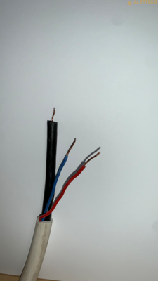 Koaxiálny kábel s napájacím káblom pre CCTV